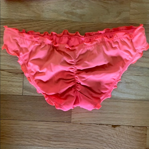 Victoria Secret Full Set Bikini - Picture 2 of 4